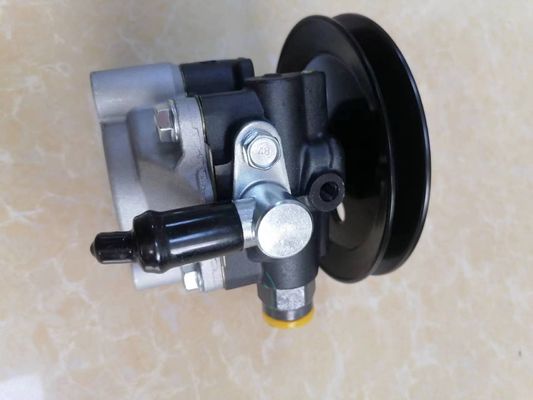 44320-26063 Pompa kemudi untuk Toyota Hiace Van RZH114 Dengan teknologi canggih