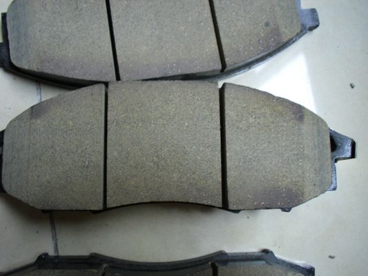 D1060-VK190 Semi Metallic Brake Pad Untuk Nissan Paladin Semi Metallic Teana J31