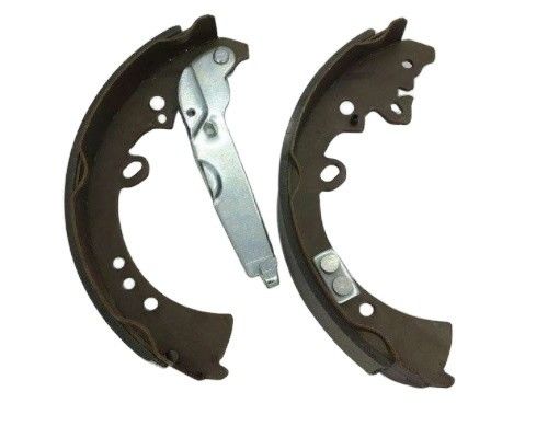 04495-0K120 Sepatu rem Untuk Toyota Hilux Vigo 4WD 2015-2016 Pilihan terbaik