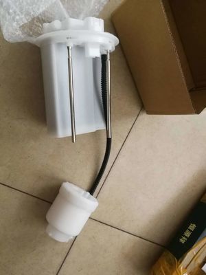 Filter bahan bakar plastik dalam tangki impor 77024-42011-77024-42080 untuk Toyota Lexus NX Rav4
