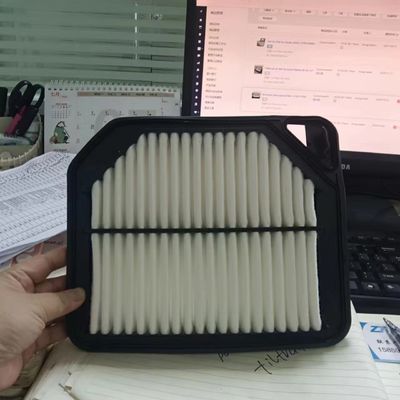 Suzuki Jimny Kompak SUV Air Filter 13780-77R00 dengan ukuran standar