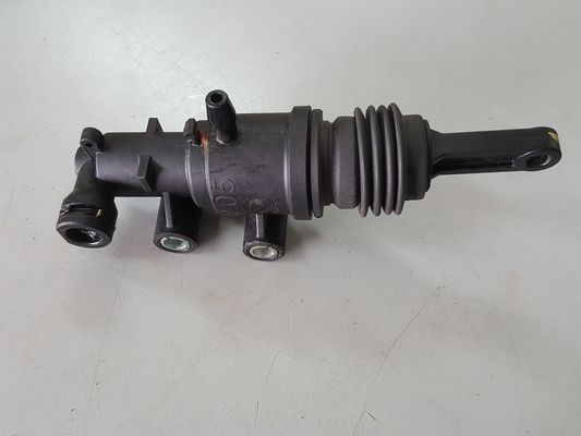 Mobil Ford Ranger Mazda BT50 Kopling Master Silinder Assembly AB39-7A543-AD