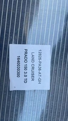 Land Cruiser 150 Automatic AT Cooling Radiator 16400-30300 Untuk Toyota Prado 3.0 TDI