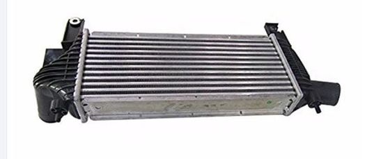 OE NO. 14461-EB360 Intercooler untuk Navara D40 Meningkatkan pendinginan mesin Anda
