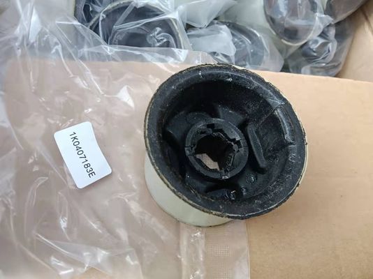 VW 1K0407183E Pengendalian Belakang Lengan Bush Untuk Audi Trailing Arm Sleeve Silentblock