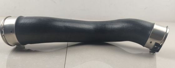 Inlet udara selang turbocharger untuk NISSAN NAVARA NP300 14463-4KV0A Kinerja yang sangat baik