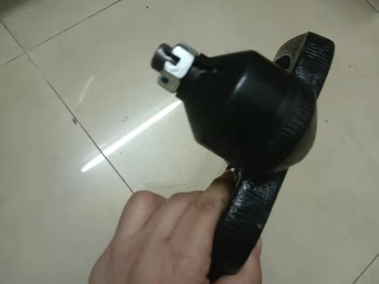 Control Arm 54525-VW100 54545-VX100 Untuk Nissan Urvan Rear Position Vehicle Spare Parts