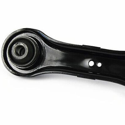 Tingkatkan Sistem Suspensi Mitsubishi Pajero Outlander Anda dengan 4117A007 Control Arm