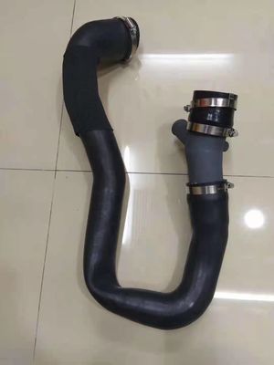 LR024305 Intercooler Throttle Body Hose Evoque L538 Throttle Body Air Intake Hose
