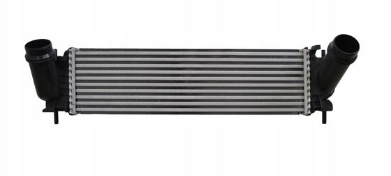 Intercooler untuk Nissan Navara NP300 Renault Alaskan 2.5 dCi 4x4 144614KV1A 2014- Top-
