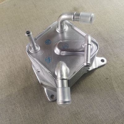 21606-28X1A 21606-X481A Oil Cooler Assembly untuk Nissan X-TRAIL 2015-2019-Professional