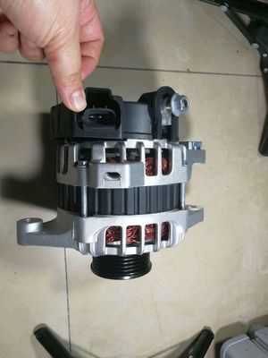 OE NO. 37300-03300 Alternator mobil untuk Hyundai i10 i20 Kinerja yang sangat baik
