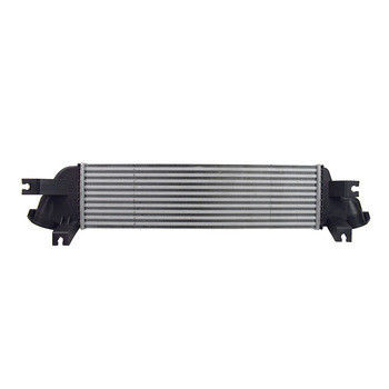 Intercooler untuk Mitsubishi L200 2.4 4WD KB5T 2019-2020 1530A161 Desain yang Disesuaikan