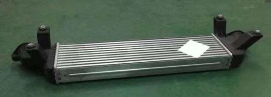 Intercooler untuk Mitsubishi L200 2.4 4WD KB5T 2019-2020 1530A161 Desain yang Disesuaikan