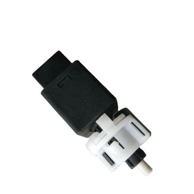 93810-3S700 Saklar lampu rem untuk 2015- Hyundai Accent I20 Tucson Kia Rio Tahun 2015-