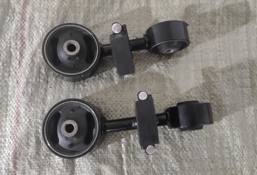 OEM Standar Torsi Strut Mount Marmon Ride Control 12363-28050 untuk Toyota Harrier ACU30 2003-2012