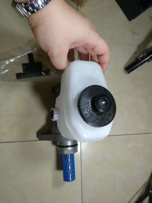 HINO Car Make Brake Master Cylinder 47208-60030 untuk Toyota Prado RHD KDJ/GRJ/RZJ120