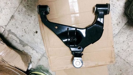 Sub-Mengumpulkan lengan depan bagian bawah untuk Toyota Hilux VIII Pick Up 48068-0K090 48069-0K090