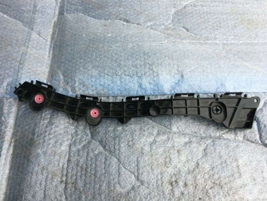 2015-2018 Toyota Lexus RX 52575-48050 52576-48050 Kembali Bumper Bumper Stay Retainer RR