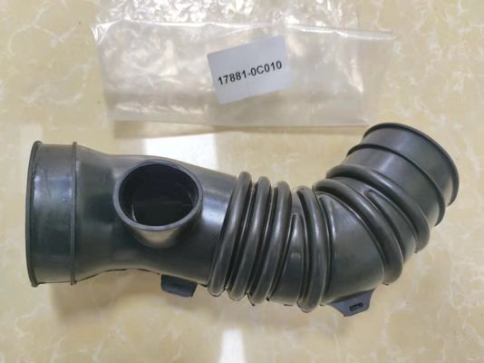 OEM 17881-0C010 Selang Asupan Udara Karet untuk Toyota Tacoma 4 Runner 1995-2000 2.4L 2.7L