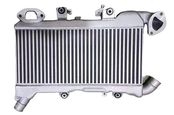 Aluminium Intercooler Assy OE NO. 17940-51020 untuk Toyota Landcruiser 2012-2020