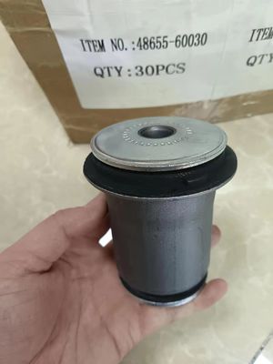 48655-60030 Bagian bawah Control Arm Bushing Untuk Toyota Landcruiser Prado