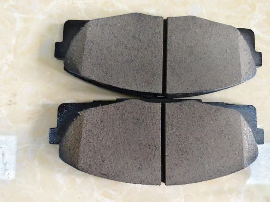 04465-YZZE9 Keramik Brake Pad Kit Untuk Toyota Hiace LH50 LH60 YH50 YH60 LH55 LH56