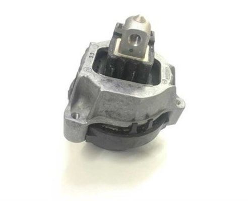22116883514 Motor Motor Mount Untuk BMW G30 Touring G31 Gran Turismo G32