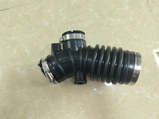 16578-95F0B Air duct intake hose untuk Nissan Sunny murano