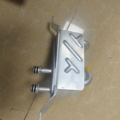 Pendingin Oli JB3Z7A095C untuk Ford Ranger BT50 YN25
