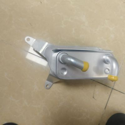 Pendingin Oli JB3Z7A095C untuk Ford Ranger BT50 YN25