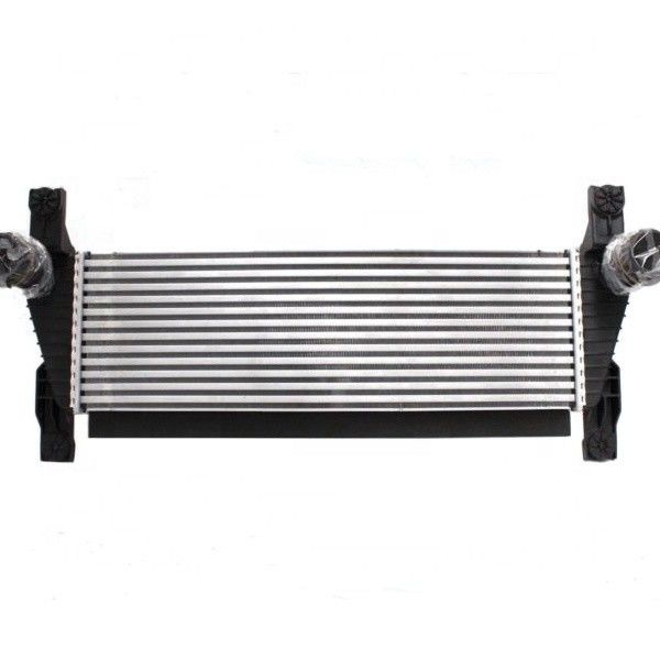 OE NO. 14461-EB360 Intercooler untuk Navara D40 Meningkatkan pendinginan mesin Anda