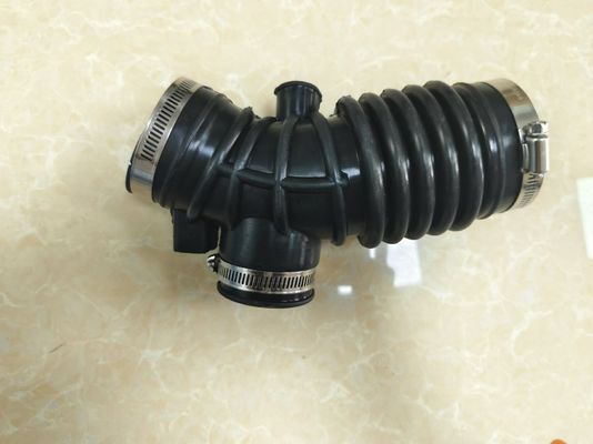 16578-95F0B Air duct intake hose untuk Nissan Sunny murano